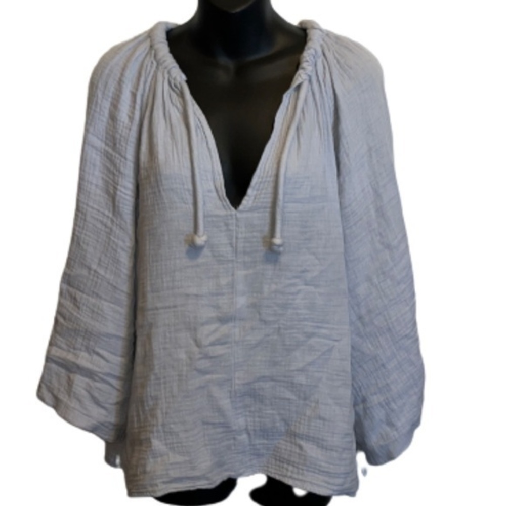 H&M pale blue lightweight gauze feel top size XS